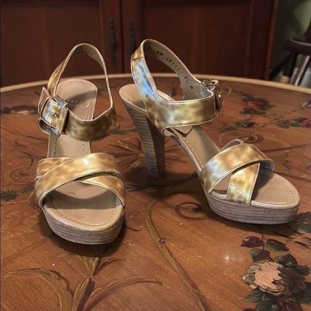 stuart weitzman heeled sandals